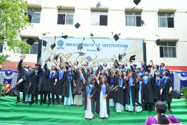 Celebrating the 39th Graduation Day!